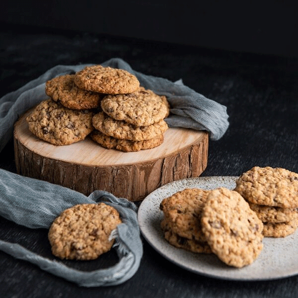 Lots Of Oatmeal & Sultana Cookies Baking Mix 535g